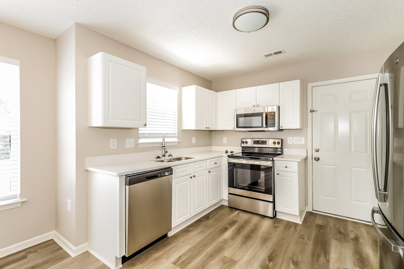 2,110/Mo, 4529 Capstone Dr Monroe, NC 28110 Kitchen View 2