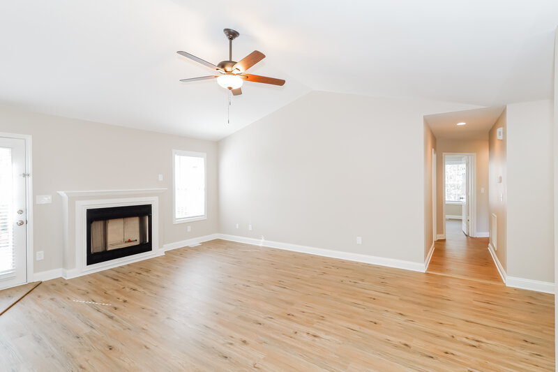 2,245/Mo, 116 Sidney Ct Monroe, NC 28110 Living Room View