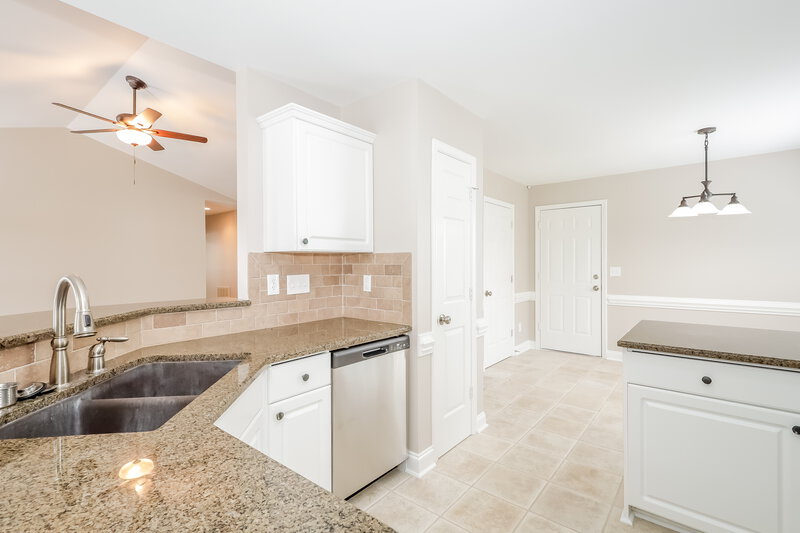 2,245/Mo, 116 Sidney Ct Monroe, NC 28110 Kitchen View 2