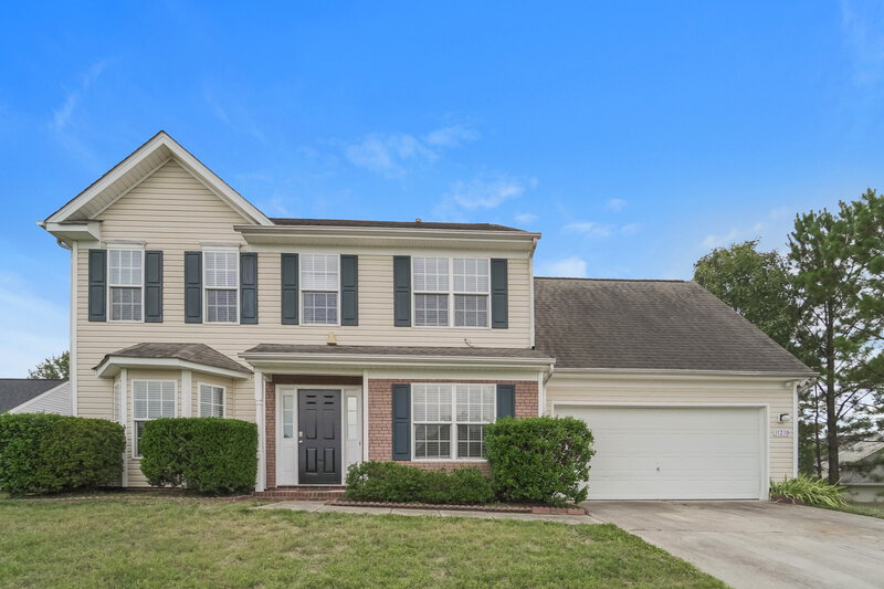 2,195/Mo, 11210 Silver Glen Ln Charlotte, NC 28262 Misc View