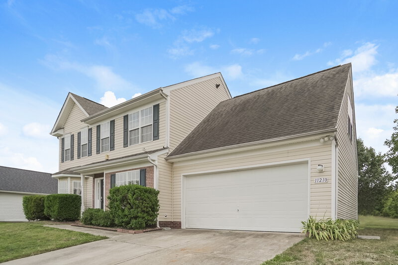 2,195/Mo, 11210 Silver Glen Ln Charlotte, NC 28262 Misc View 2