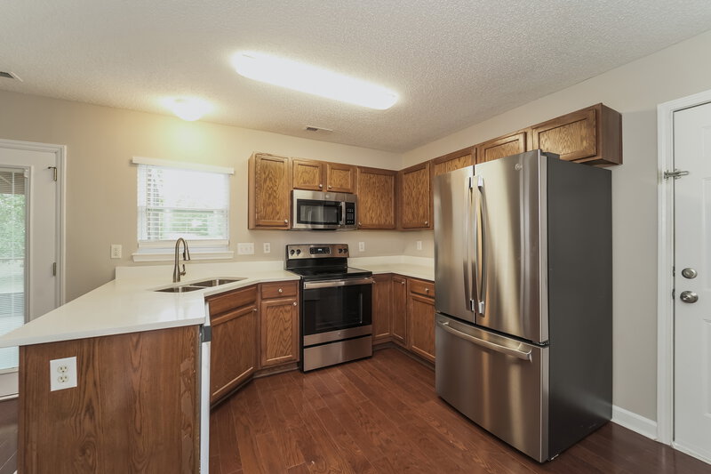 2,195/Mo, 11210 Silver Glen Ln Charlotte, NC 28262 Misc View 5