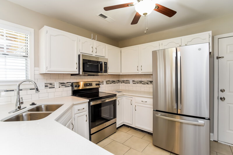 1,835/Mo, 4102 Woodcreek Ct Indian Trail, NC 28079 Kitchen View