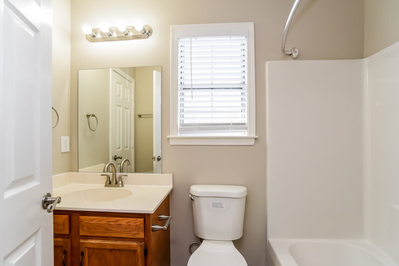 1,835/Mo, 4102 Woodcreek Ct Indian Trail, NC 28079 Bathroom View