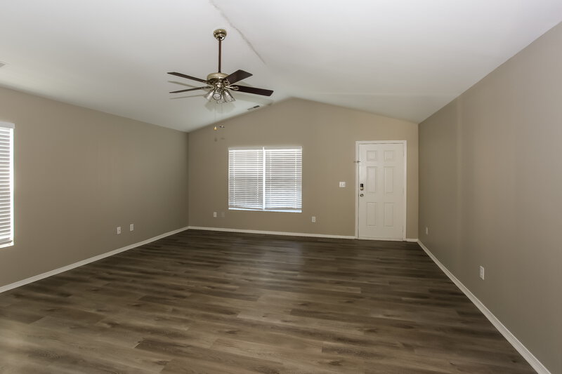 2,025/Mo, 1616 Poplar Shadow Dr Huntersville, NC 28078 Living Room View 2