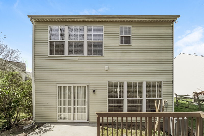 1,950/Mo, 10453 Roundleaf Dr Charlotte, NC 28213 Rear View