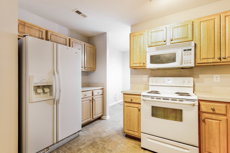 1,995/Mo, 9446 Dewey Dr Charlotte, NC 28214 Kitchen View
