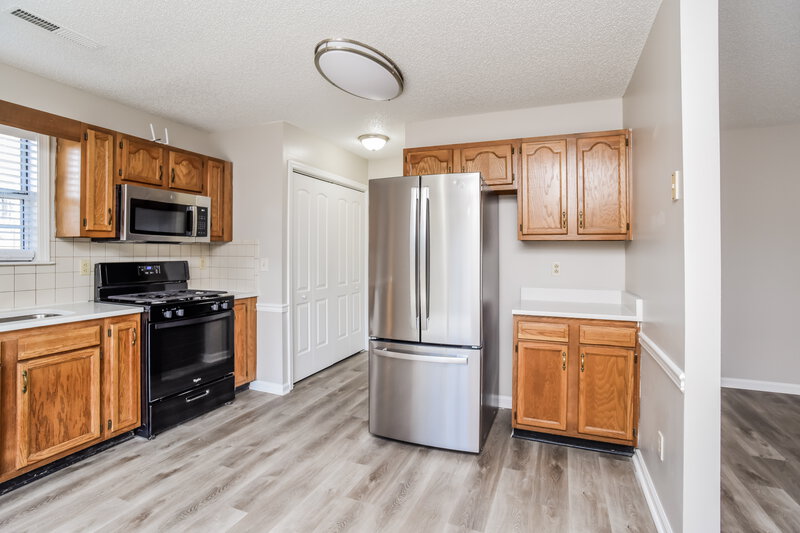 2,085/Mo, 4107 Regency Dr Indian Trail, NC 28079 Kitchen View 2