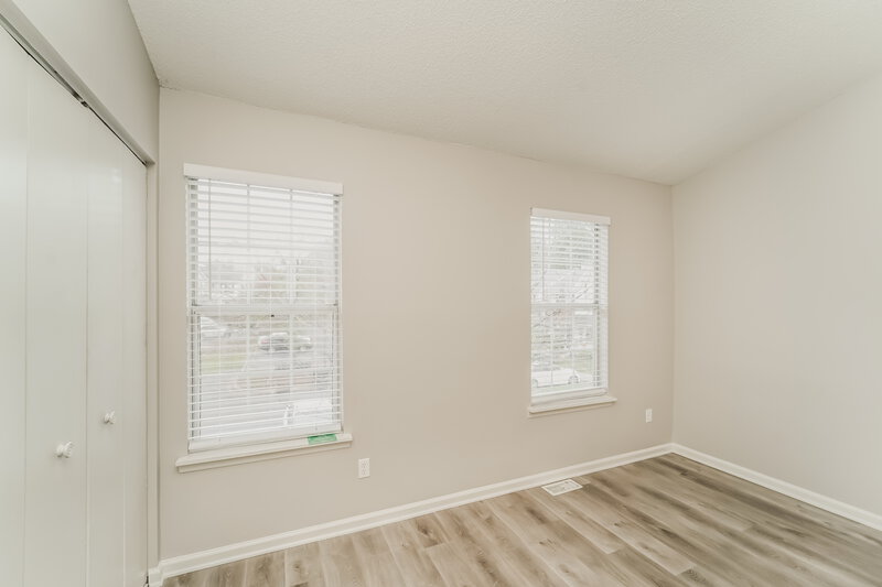 1,495/Mo, 6145 Windsor Gate Ln Charlotte, NC 28215 Main Bedroom View 2