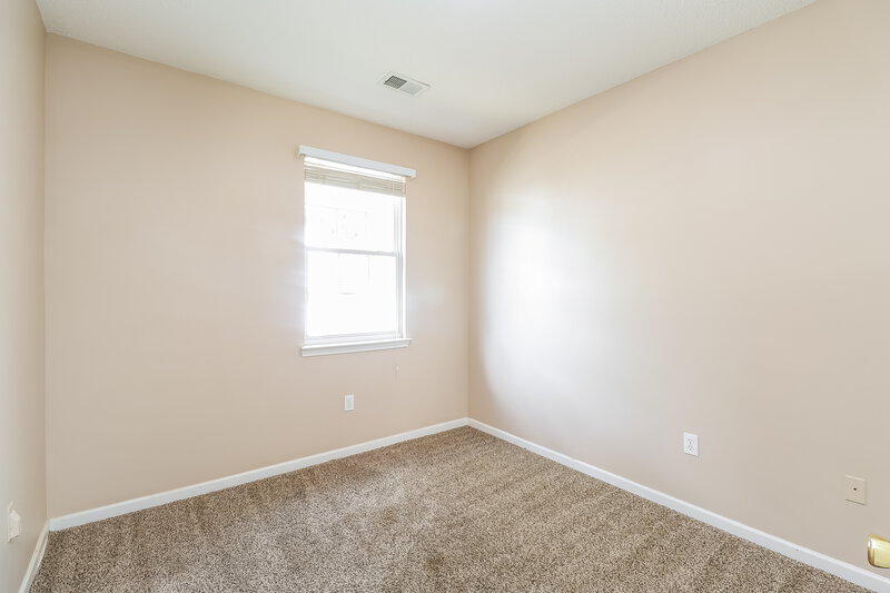 1,795/Mo, 8707 Meadowmont View Dr Charlotte, NC 28269 Bedroom View 2