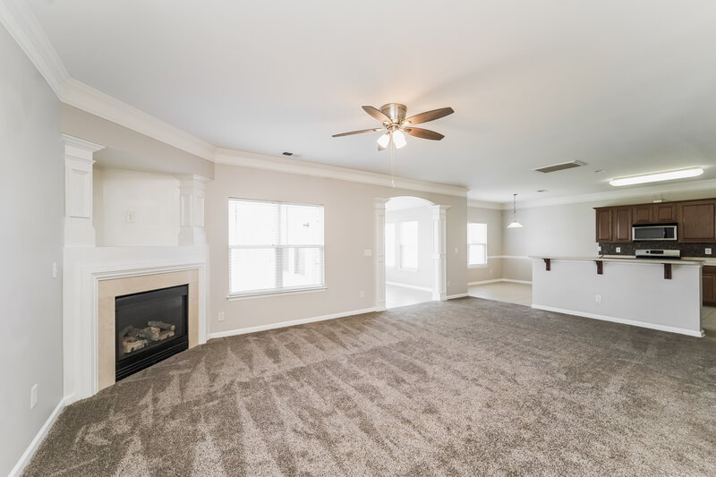 3,390/Mo, 620 Wrayhill Dr Charlotte, NC 28262 Living Room View 2