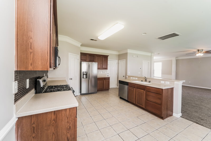3,390/Mo, 620 Wrayhill Dr Charlotte, NC 28262 Kitchen View 2