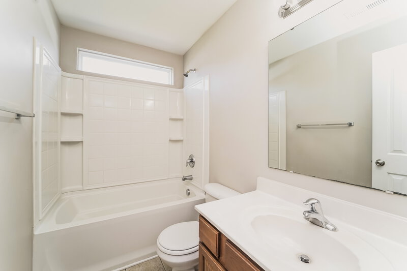 3,390/Mo, 620 Wrayhill Dr Charlotte, NC 28262 Bathroom View