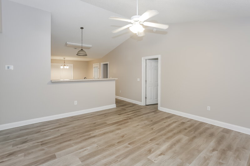 1,750/Mo, 950 Piney Church Rd Concord, NC 28025 Living Room View 2