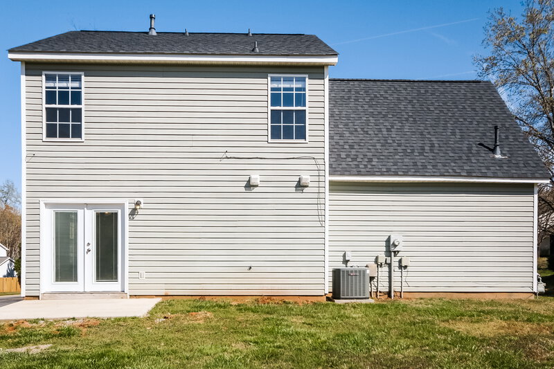 1,865/Mo, 10649 Coulport Ln Charlotte, NC 28215 Rear View