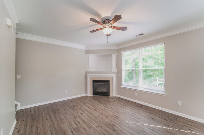2,100/Mo, 8132 Rolling Meadows Ln Huntersville, NC 28078 Living Room View
