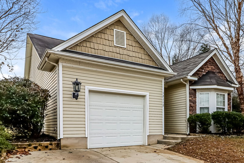 1,860/Mo, 12112 Ilse Helene Ln Huntersville, NC 28078 Front View 2