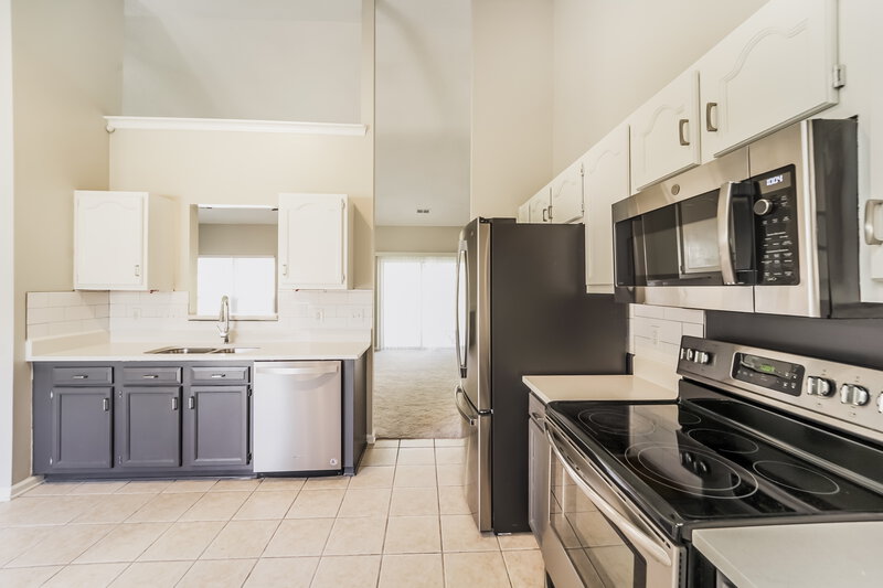 2,300/Mo, 11213 Clayford Rdg Charlotte, NC 28215 Misc View 6