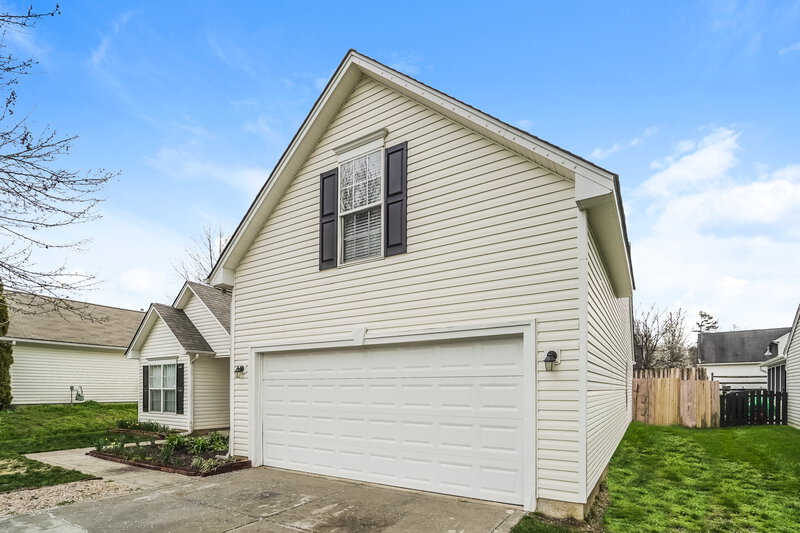 2,300/Mo, 8232 Fox Swamp Rd Charlotte, NC 28215 Misc View