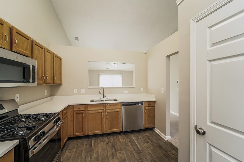 2,300/Mo, 8232 Fox Swamp Rd Charlotte, NC 28215 Misc View 7