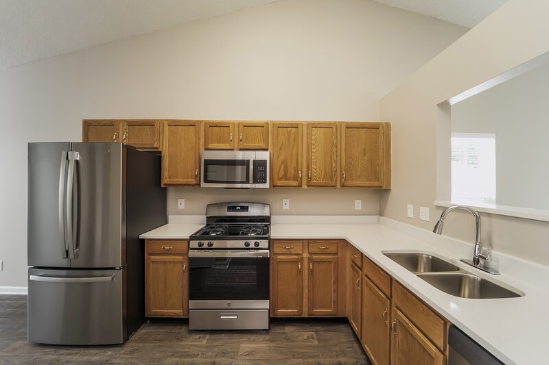 2,300/Mo, 8232 Fox Swamp Rd Charlotte, NC 28215 Misc View 8