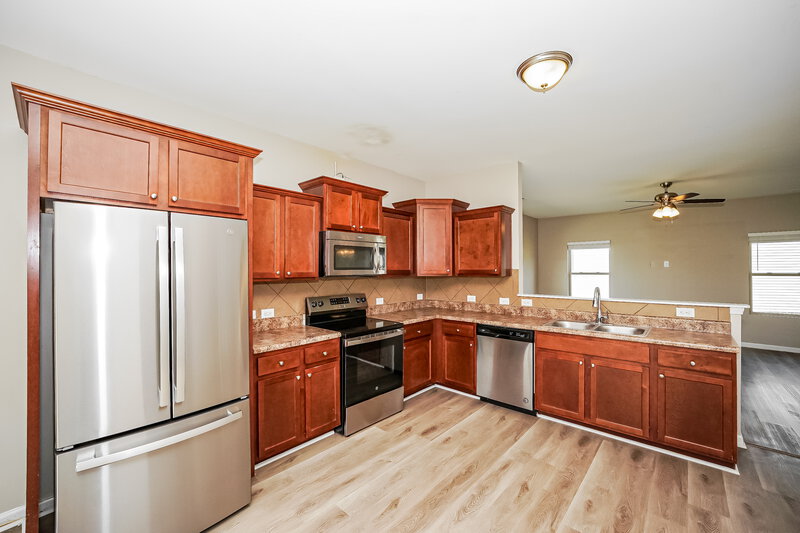 0/Mo, 3343 Saddlebrook Dr Midland, NC 28107 Kitchen View