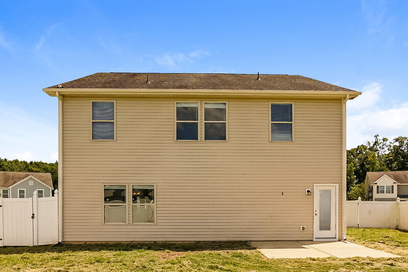 0/Mo, 3343 Saddlebrook Dr Midland, NC 28107 Rear View