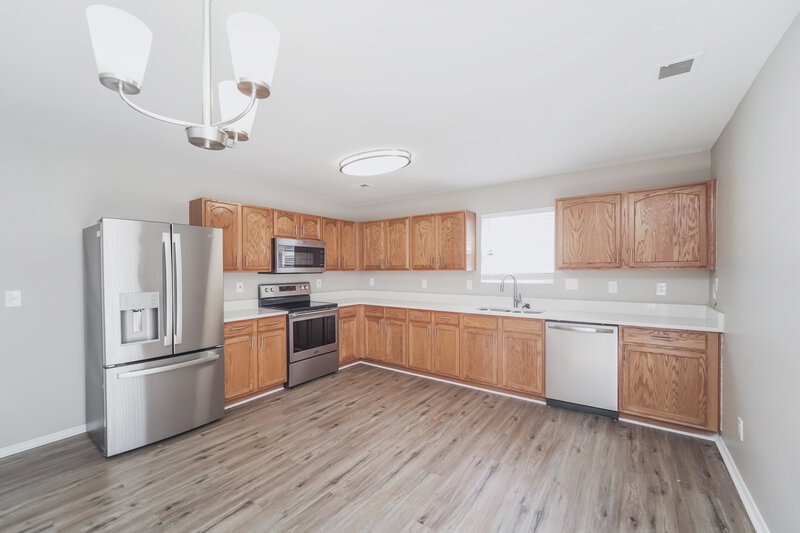 2,800/Mo, 12418 Dervish Ln Charlotte, NC 28269 Kitchen View