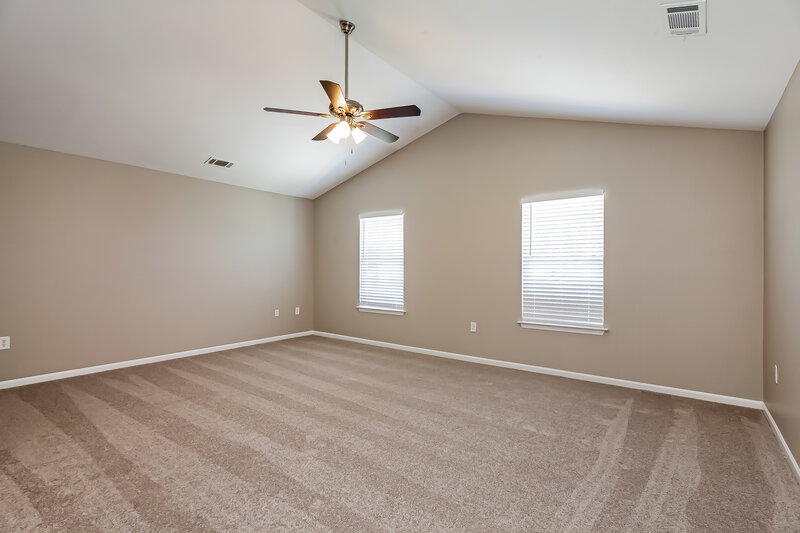 2,480/Mo, 6930 Wandering Creek Dr Charlotte, NC 28216 Main Bedroom View 2