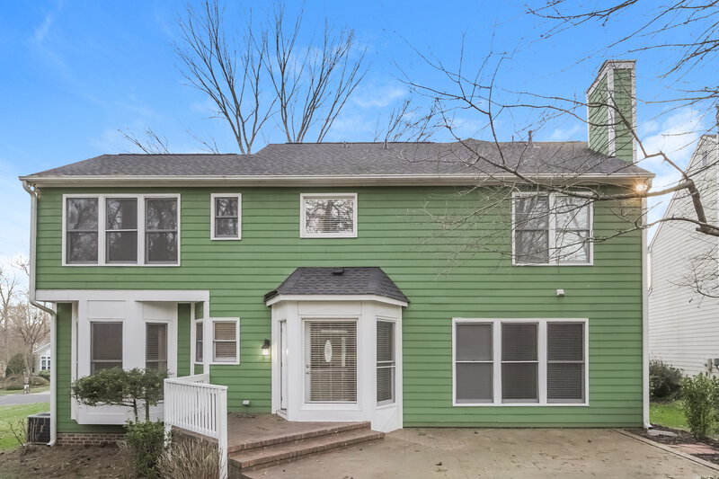 0/Mo, 4915 Benthaven Ln Charlotte, NC 28269 Rear View