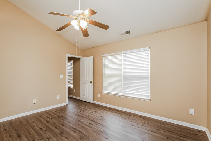 1,885/Mo, 12935 Deaton Hill Dr Charlotte, NC 28269 Main Bedroom View 2