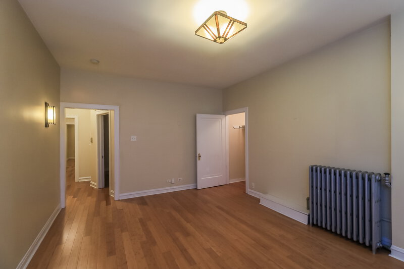 0/Mo, 818 Washington Blvd G OAK PARK, IL 60302 Dining Room View 6
