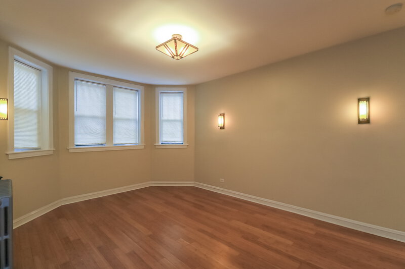 0/Mo, 818 Washington Blvd G OAK PARK, IL 60302 Main Bedroom View