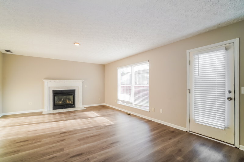 2,140/Mo, 3174 Gallant Dr Columbus, OH 43232 Misc View 2