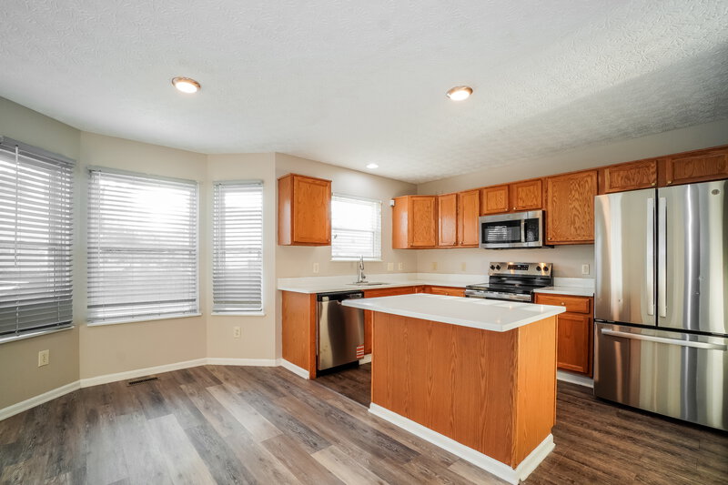 2,140/Mo, 3174 Gallant Dr Columbus, OH 43232 Misc View 5