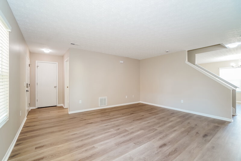 1,910/Mo, 2563 Bristlecone Ln Grove City, OH 43123 Living Room View