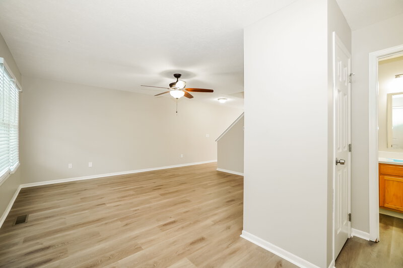 2,290/Mo, 7140 Calusa Dr Reynoldsburg, OH 43068 Foyer View