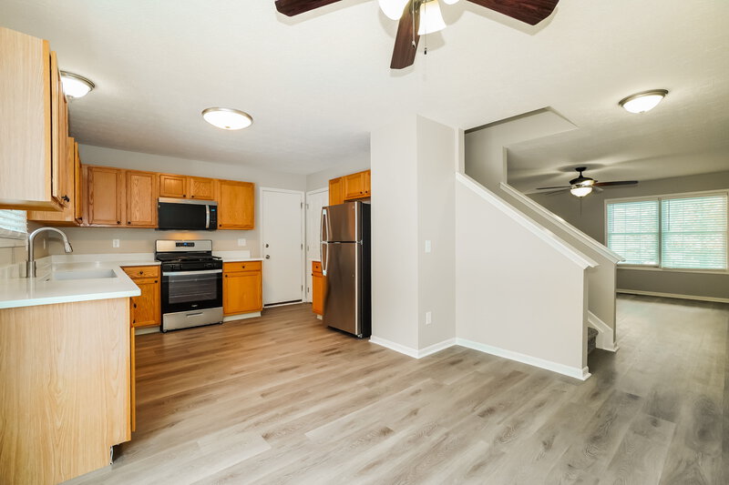 2,290/Mo, 7140 Calusa Dr Reynoldsburg, OH 43068 Dining Room View 2