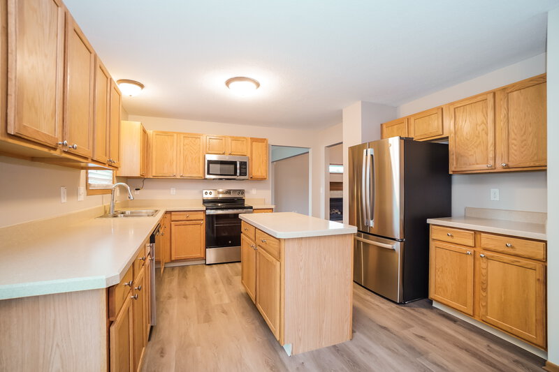 2,165/Mo, 3175 Weeping Spruce Dr Grove City, OH 43123 Kitchen View