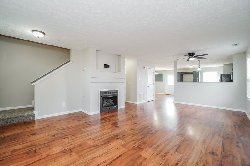 2,460/Mo, 5439 Rockhurst Dr Canal Winchester, OH 43110 Living Room View