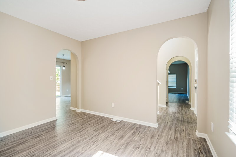 2,345/Mo, 1417 Fahy Dr Columbus, OH 43223 Dining Room View