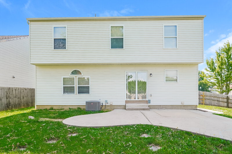 2,345/Mo, 1417 Fahy Dr Columbus, OH 43223 Rear View
