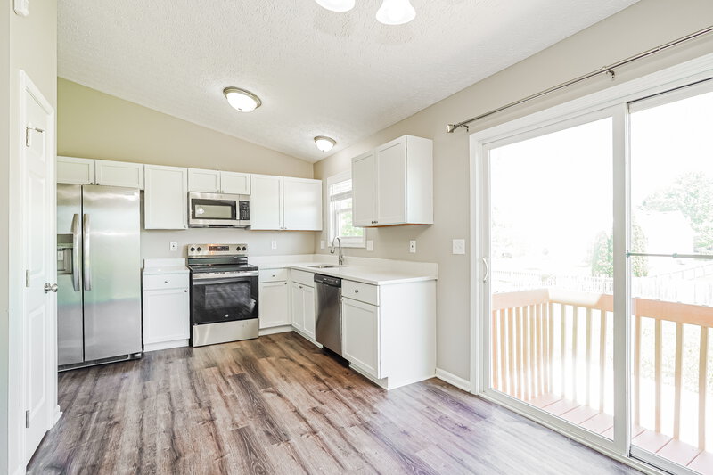 2,185/Mo, 444 Voyager Dr Groveport, OH 43125 Kitchen View