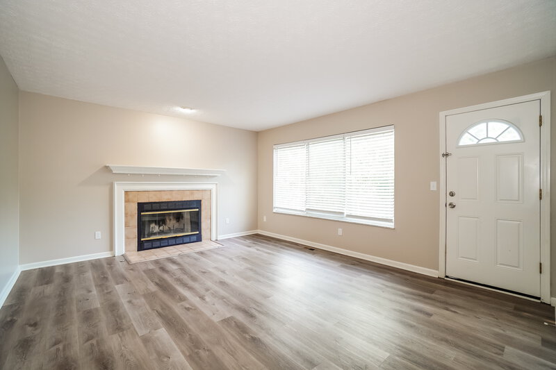 2,145/Mo, 1700 Golden Cloud Ln Columbus, OH 43228 Family Room View 2