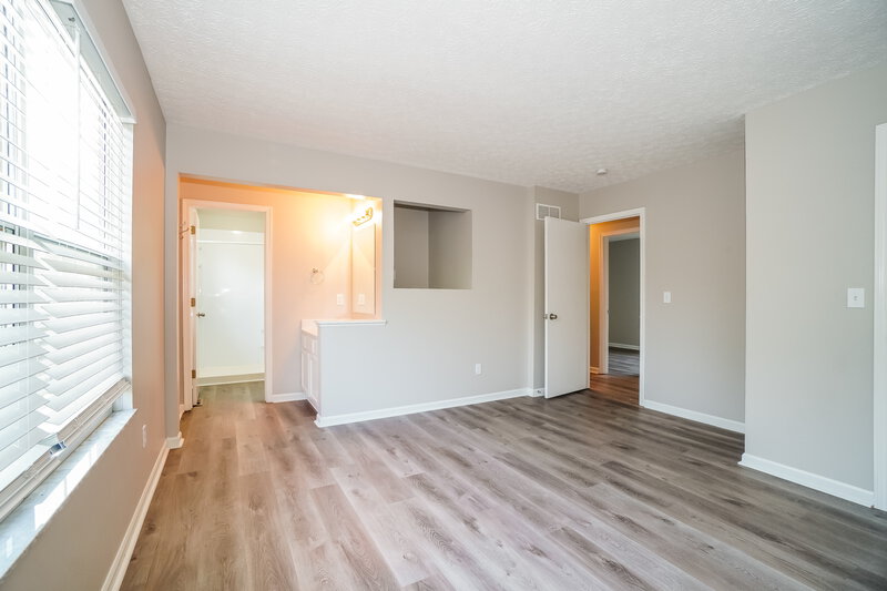 2,145/Mo, 1700 Golden Cloud Ln Columbus, OH 43228 Main Bedroom View