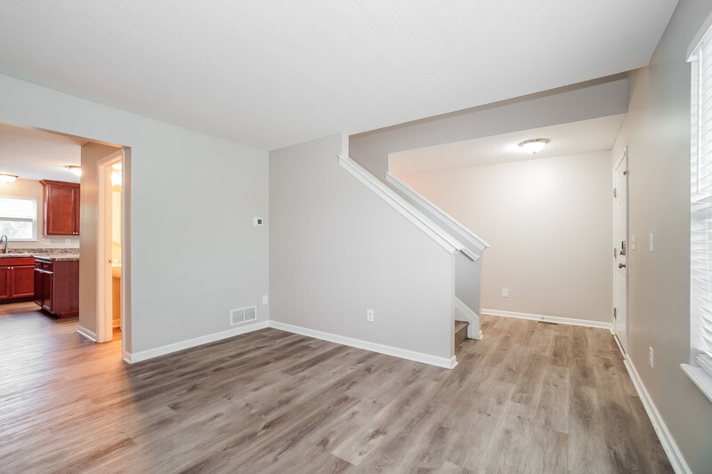 2,140/Mo, 77 Faulkner Dr Lithopolis, OH 43136 Living Room View