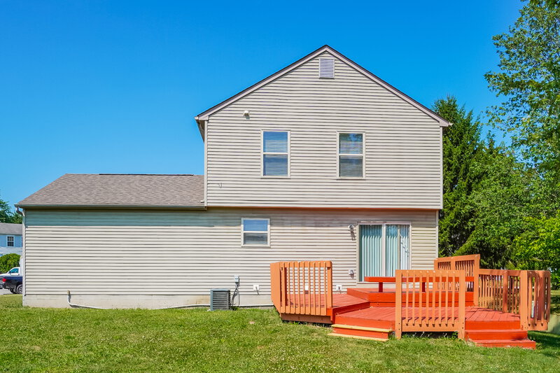3,080/Mo, 810 Sumter St Galloway, OH 43119 Rear View