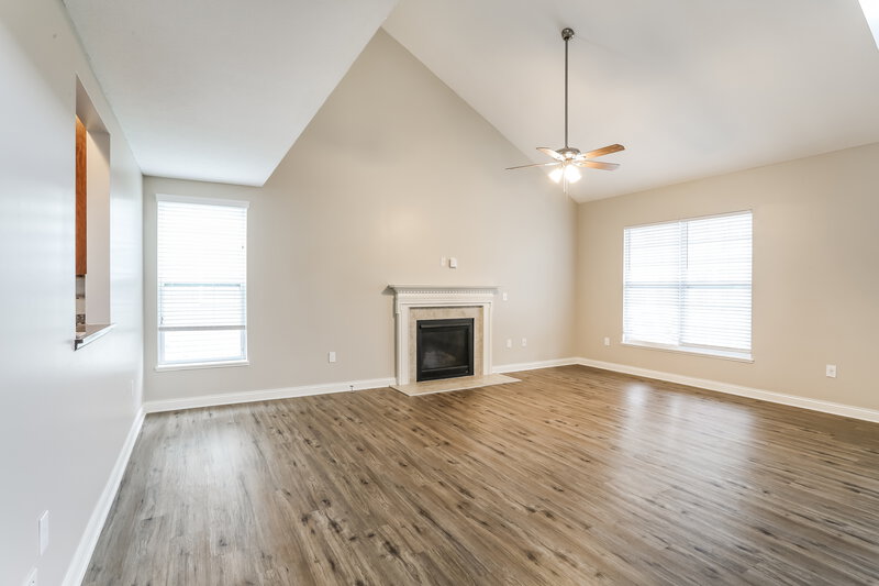 5,250/Mo, 6048 Shreven Dr Westerville, OH 43081 Living Room View