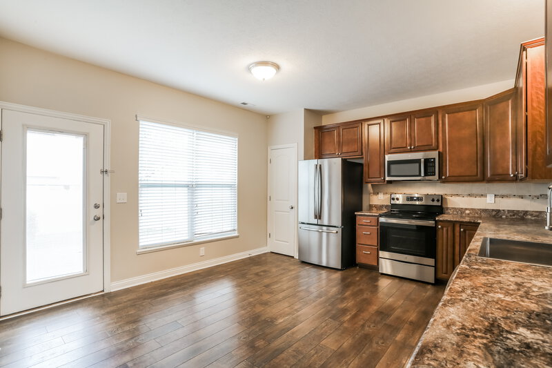5,250/Mo, 6048 Shreven Dr Westerville, OH 43081 Kitchen View