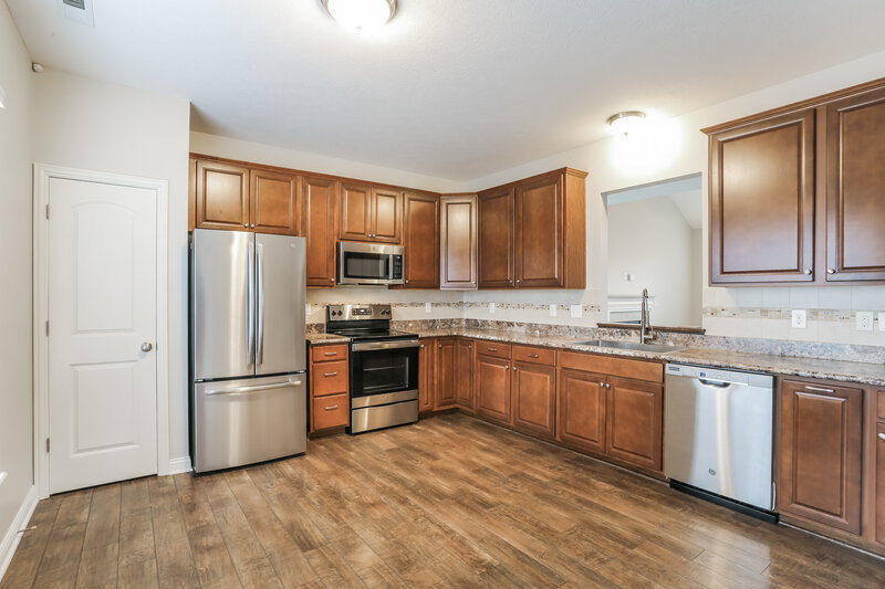 5,250/Mo, 6048 Shreven Dr Westerville, OH 43081 Kitchen View 2